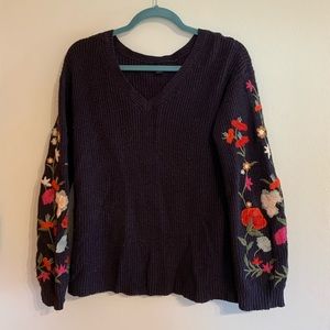 American Eagle v-neck sweater
